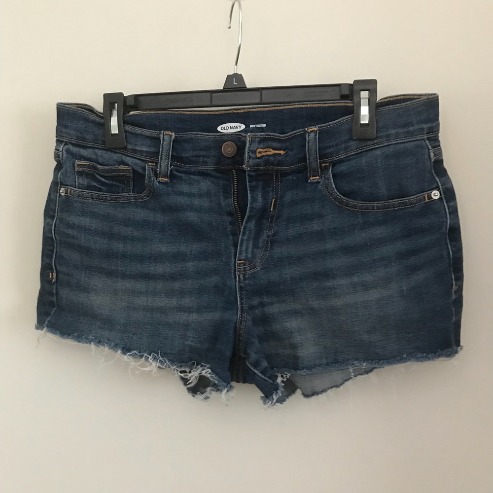 Old Navy Distressed Boyfriend Jean Shorts